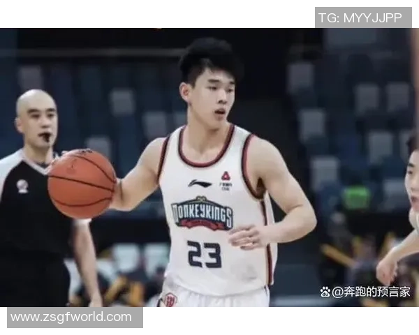南京同曦迎战北京北汽期待精彩对决球迷热情高涨气氛火爆 南京同曦迎战北京北汽期待精彩对决球迷热情高涨气氛火爆